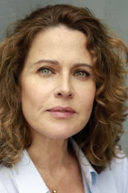 Photo of Alexandra Mercouroff