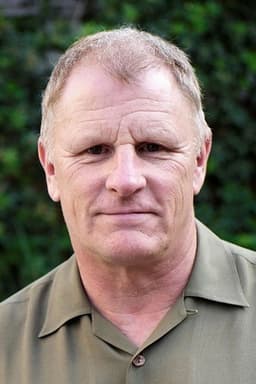 Photo of Gordon Clapp