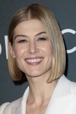 Photo of Rosamund Pike