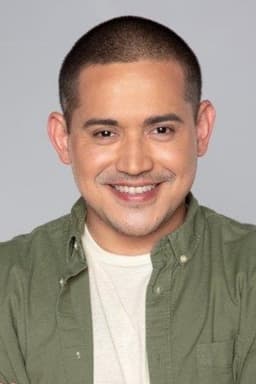 Photo of Paolo Contis