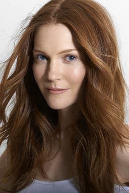 Photo of Darby Stanchfield