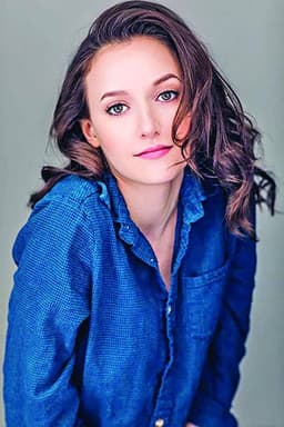 Photo of Olivia Nikkanen