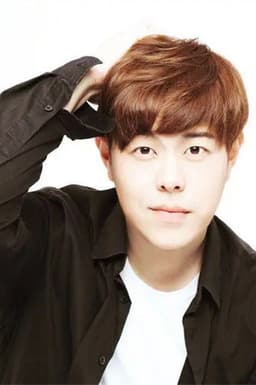 Photo of Cao Zhen