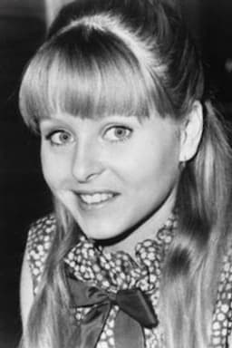 Photo of Liza Goddard
