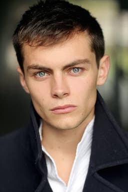 Photo of Freddy Carter