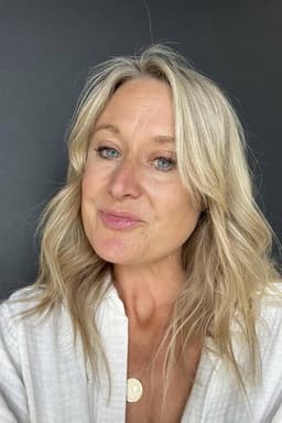 Photo of Caroline Sousek