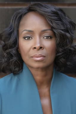 Photo of Crystal R. Fox