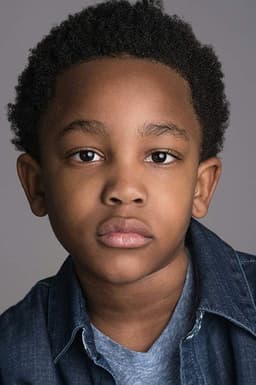 Photo of Destin Khari
