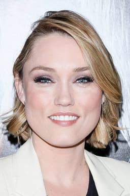 Photo of Clare Grant