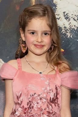 Photo of Thea Evans