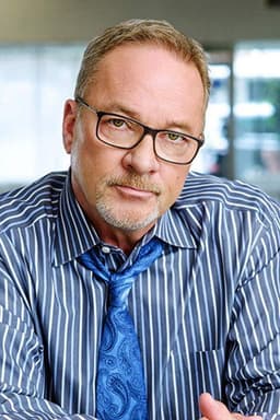 Photo of Mark Thompson