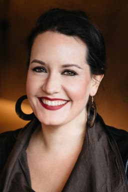 Photo of Elza van den Heever