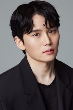 Photo of Han Jun-woo