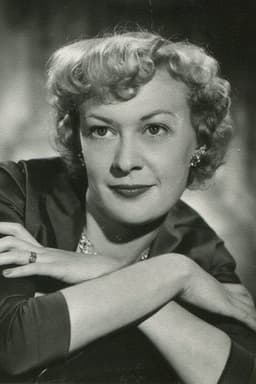 Photo of Eleanor Summerfield