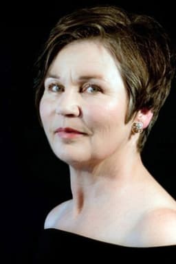 Photo of Janet Perry
