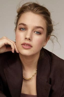 Photo of Teagan Croft