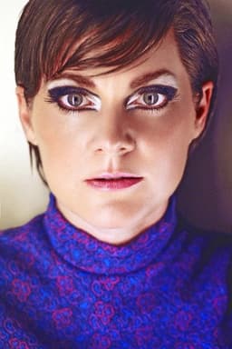 Photo of Lisa Hammer