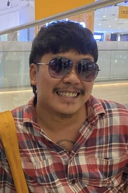 Photo of Songkran Sitthi