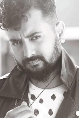 Photo of Asif Shah