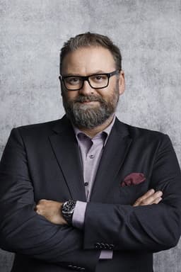 Photo of Adam Alsing