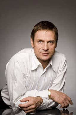 Photo of Simon Keenlyside