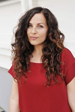 Photo of Nora Jokhosha