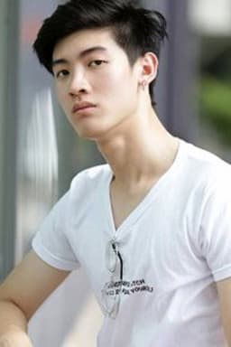 Photo of Top Akechat Booncharoensukphisarn