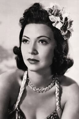 Photo of Steffi Duna