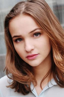 Photo of Lisa Vicari