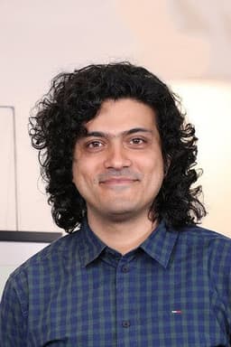 Photo of Hardik Mehta