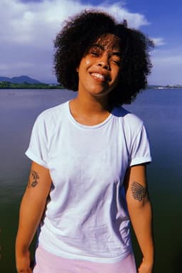 Photo of Mayra da Cunha