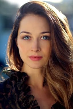 Photo of Hannah James