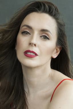 Photo of Rebecca Roberts