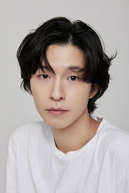 Photo of Hong Kyung