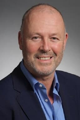 Photo of Simon Oakes