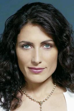 Photo of Lisa Edelstein