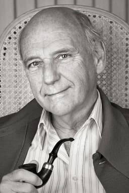 Photo of Charles Davis
