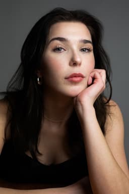 Photo of Julia Heveus