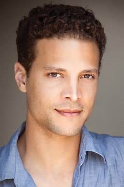 Photo of Justin Guarini
