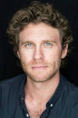 Photo of Damien Avery
