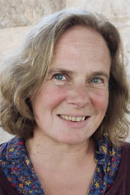 Photo of Leonor Areal