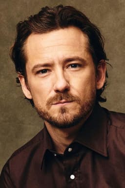 Photo of Lewis Pullman