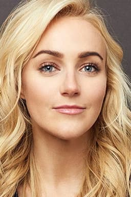 Photo of Betsy Wolfe