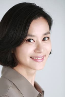 Photo of Yoon Ye-Ri