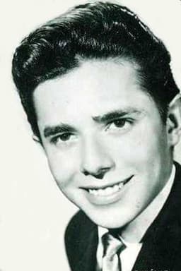 Photo of Enrique Guzmán