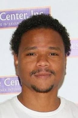 Photo of De'Aundre Bonds