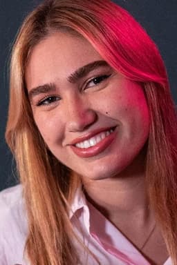 Photo of Carla Rubio