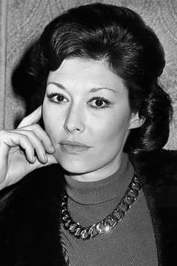 Photo of Claudia Gravy