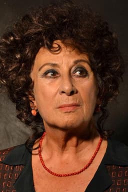 Photo of Isa Danieli