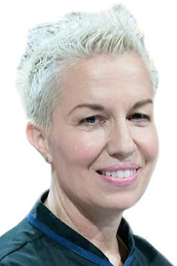 Photo of Elizabeth Falkner